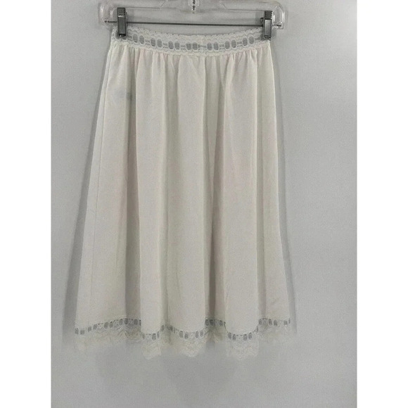 Vintage Olga Secret Hug Size Medium Half Slip Stretch Nylon Lace White W Blue - Picture 1 of 6